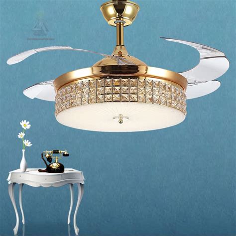 foldable ceiling fan with light.